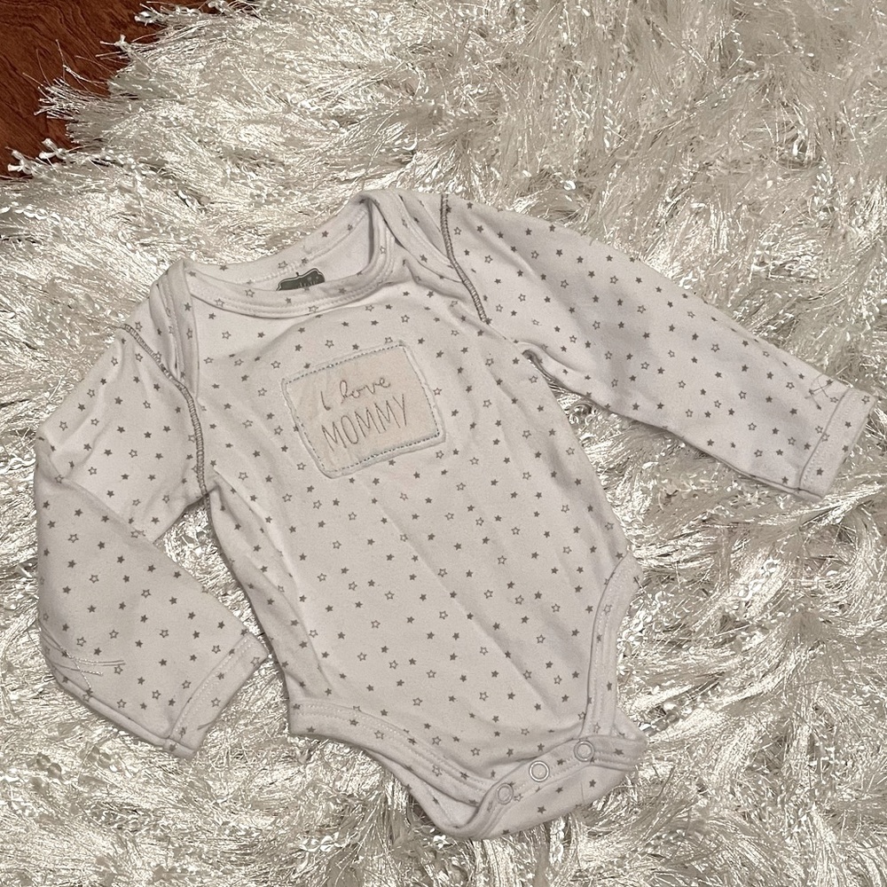 💜 Mud Pie I Love Mommy Onesie Size 0-6 Months